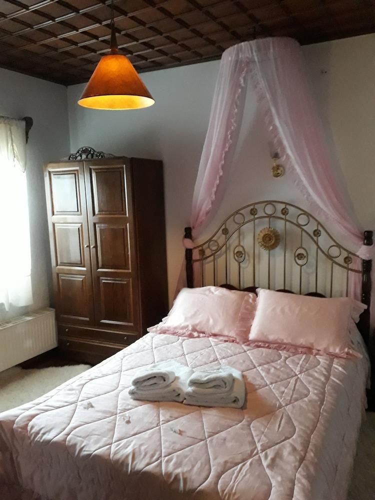 מלון מקריניצה Mansion Theodora מראה חיצוני תמונה