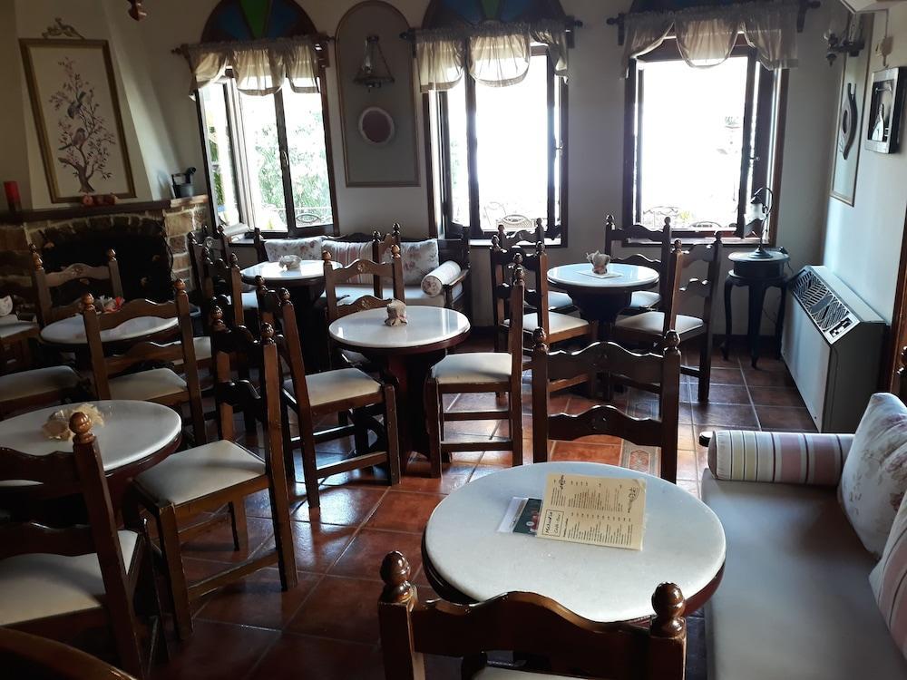 מלון מקריניצה Mansion Theodora מראה חיצוני תמונה